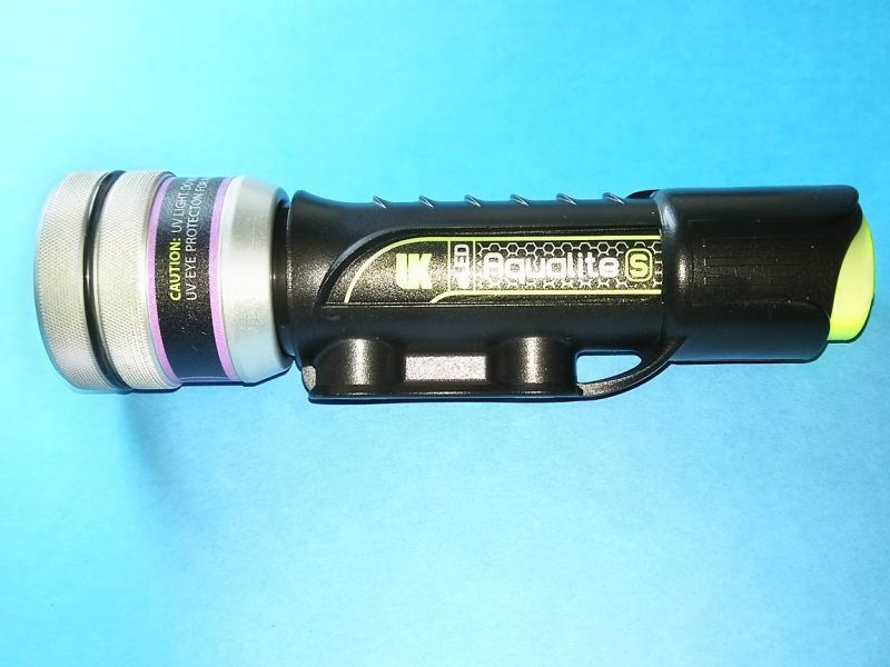 UK アクアライト ９０°UV-395 eLED ライト